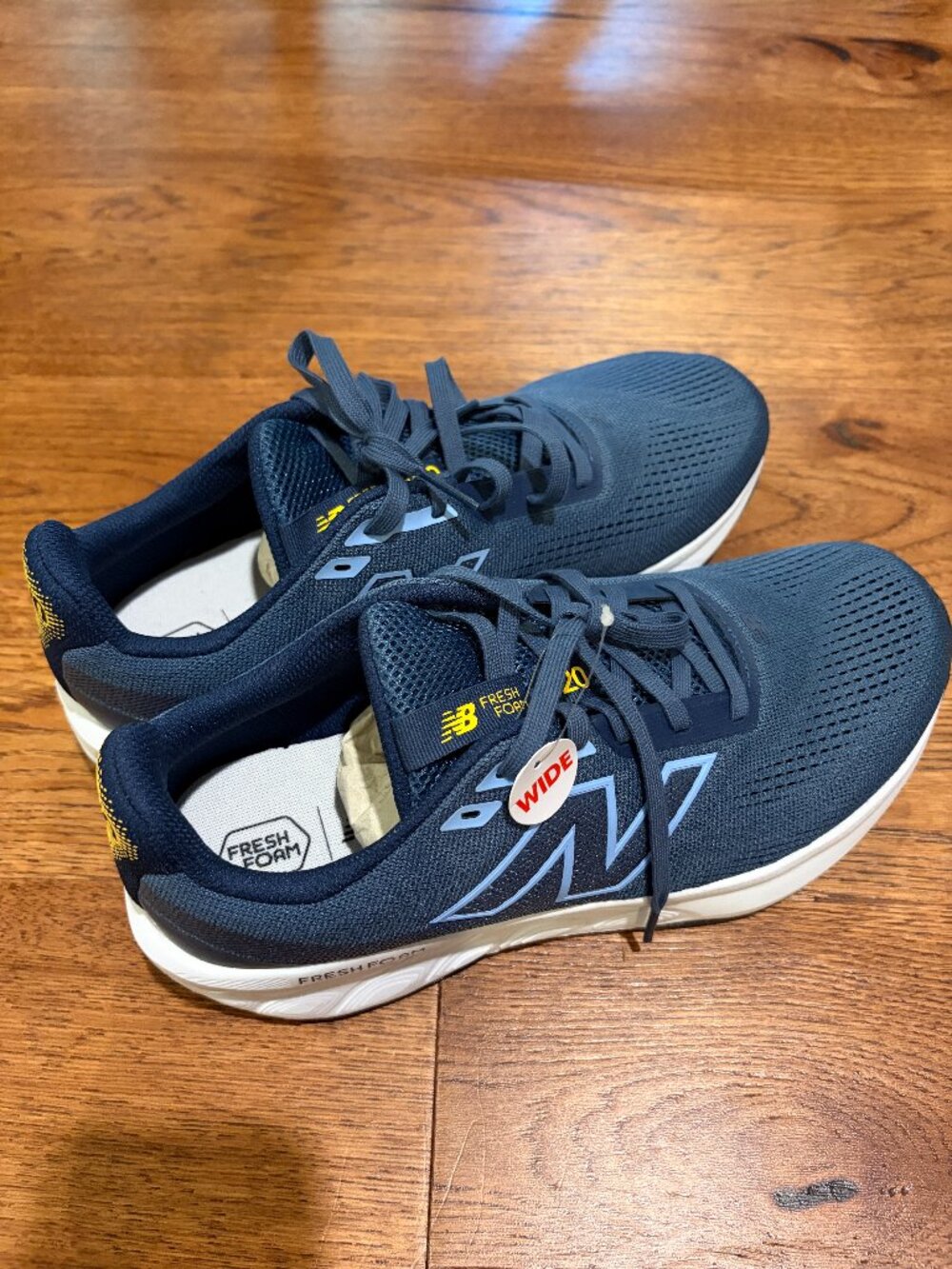 New Balance Men's Navy Blue Athletic Running Shoes